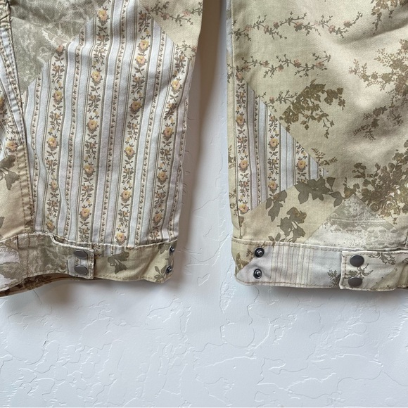 BDG UO The Elise Barrel Leg Floral Patchwork Boho Grannycore Cotton Pants Size 4 - Picture 9 of 16